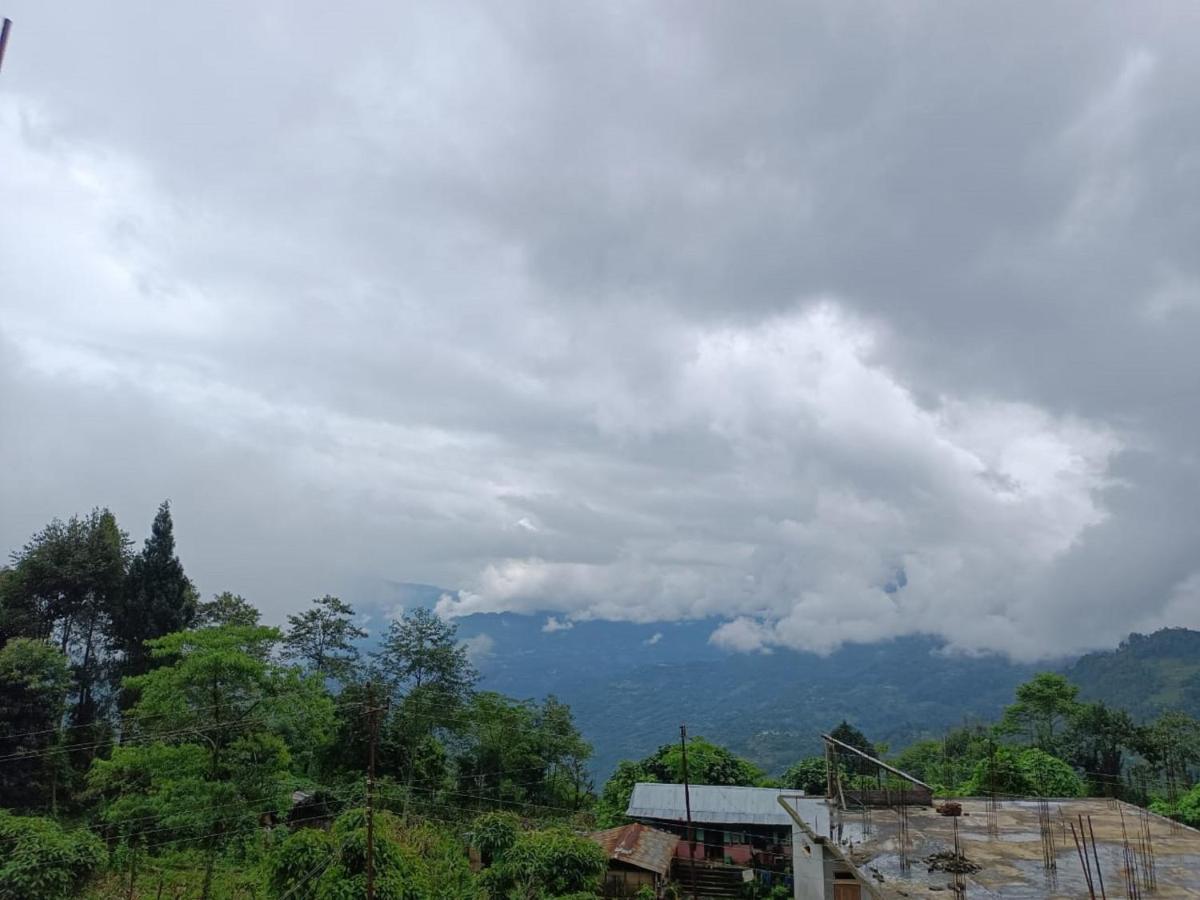 Mairung Gaon Farm Stay Rishop Exterior foto