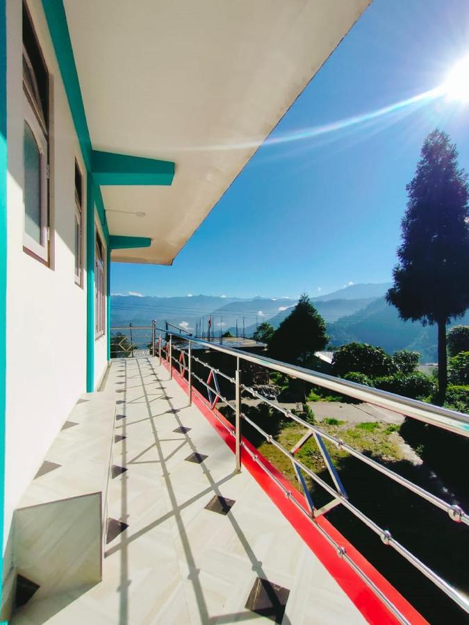 Mairung Gaon Farm Stay Rishop Exterior foto